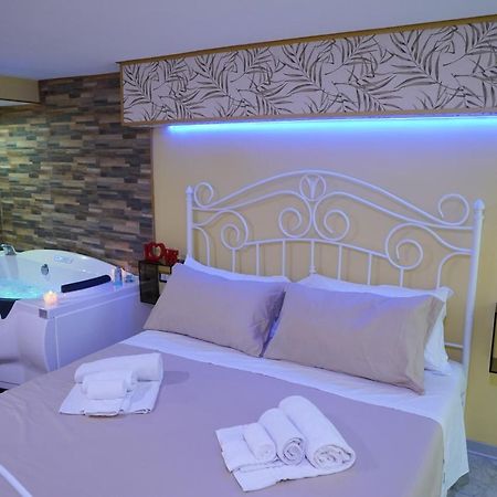 Corte Manzoni Independent Suite Катания Экстерьер фото
